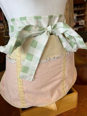Handmade Patchwork Half Apron 9 Pocket w/ Key Hook